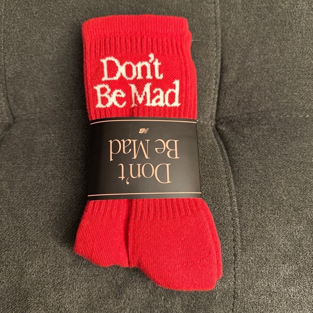 Joefreshgoods Don’t be Mad Socks OS NEW